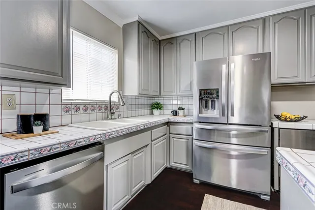 $1,599,000 | 312 North Prospect Avenue, Redondo Beach, CA 90277