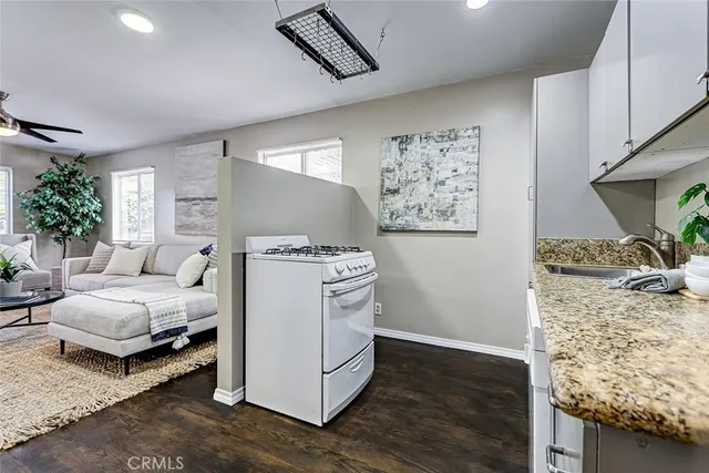 $1,599,000 | 312 North Prospect Avenue, Redondo Beach, CA 90277