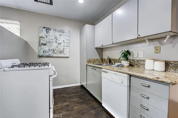 $1,499,000 | 312 North Prospect Avenue, Redondo Beach, CA 90277
