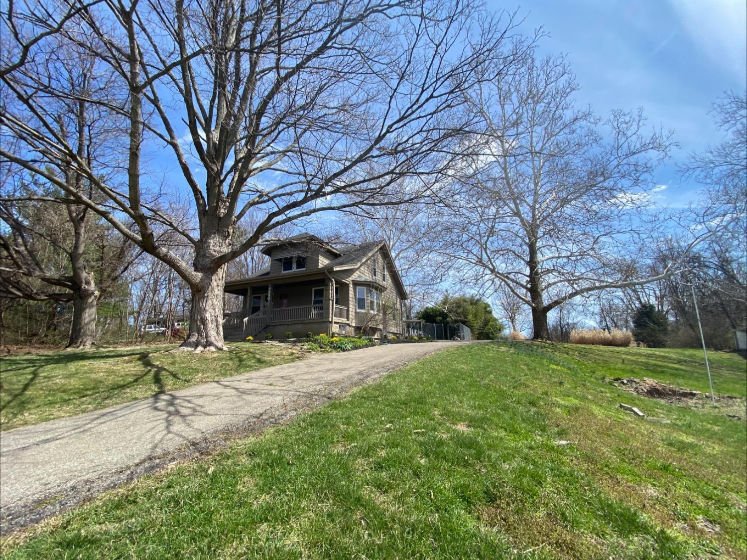 9840 Pippin Road Cincinnati, OH 45231 - Photo 2 of 19 Gallery Image 2