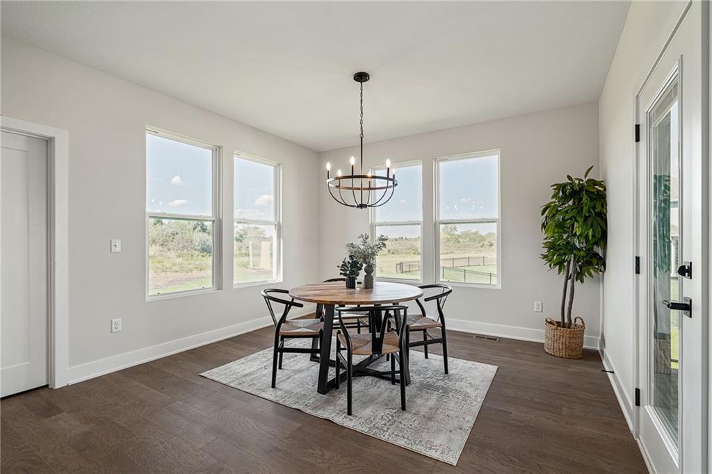 8978 Shady Bend Road Lenexa, KS 66227 - Photo 19 of 48