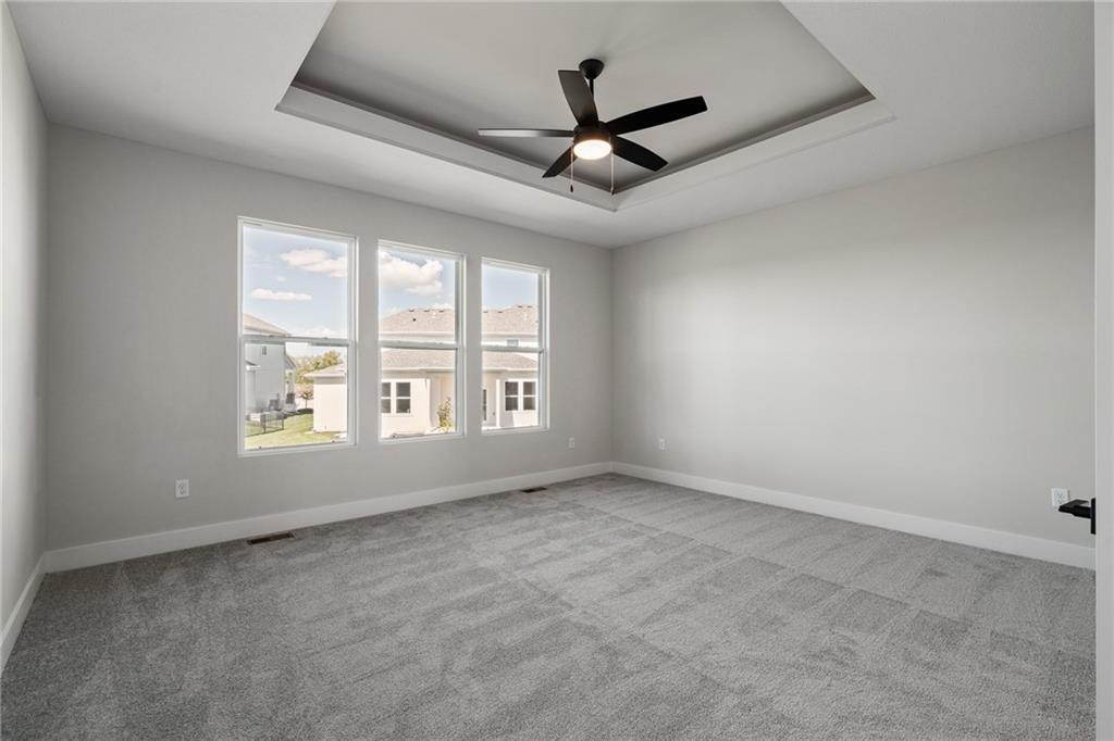 8978 Shady Bend Road Lenexa, KS 66227 - Photo 26 of 48