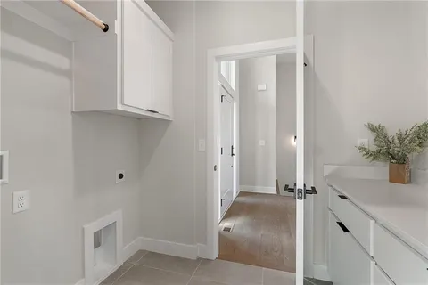 $735,000 | 8978 Shady Bend Road, Lenexa, KS 66227