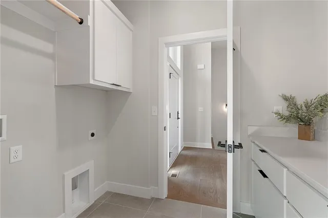 $737,000 | 8978 Shady Bend Road, Lenexa, KS 66227