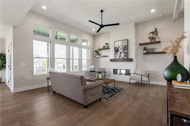 $737,000 | 8978 Shady Bend Road, Lenexa, KS 66227