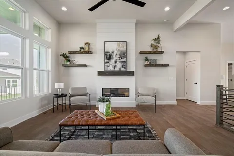 $735,000 | 8978 Shady Bend Road, Lenexa, KS 66227