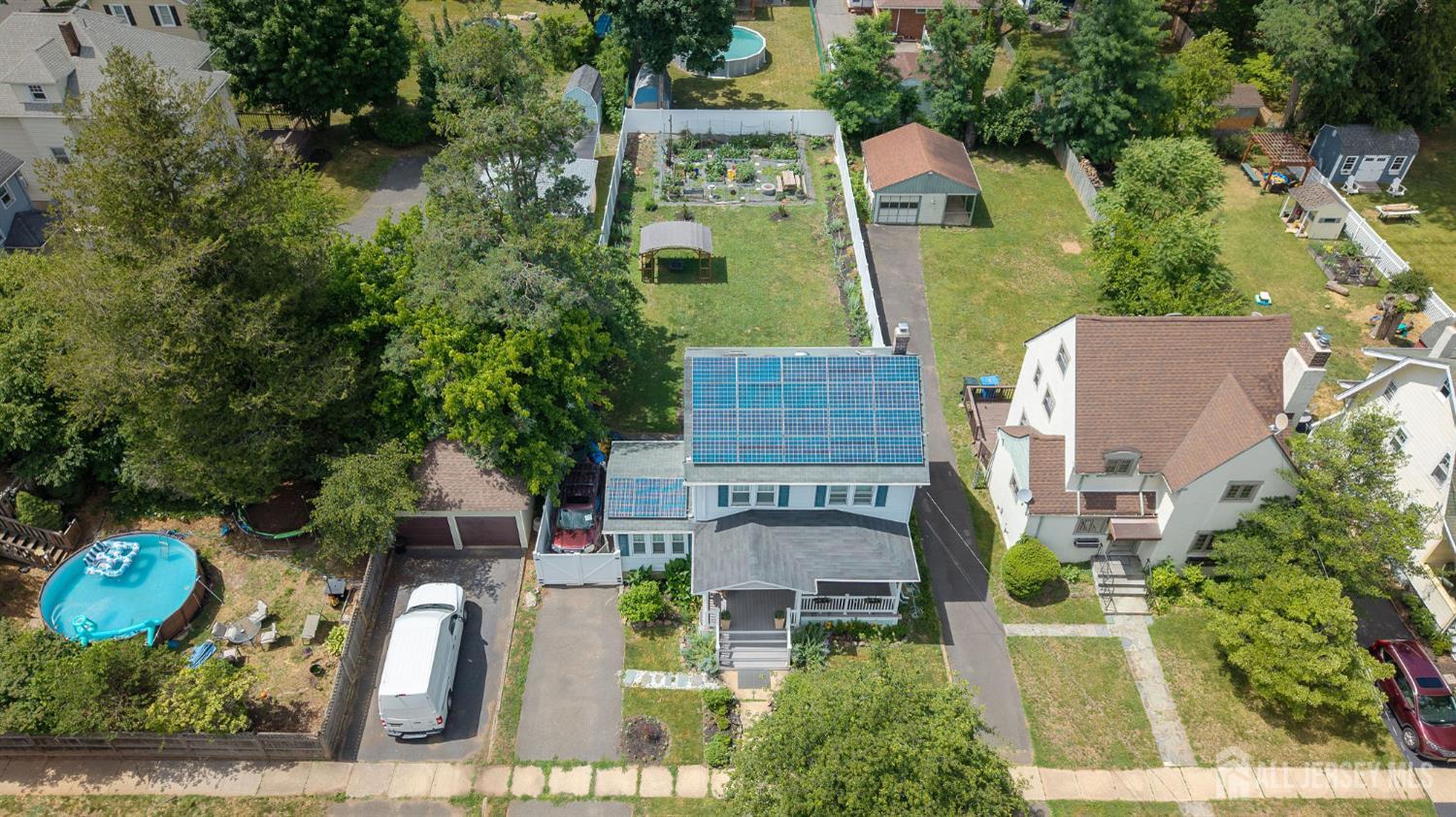 244 3rd Street Dunellen, NJ 08812 - Photo 4 of 42