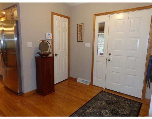 3445 Panin Road Hermitage, PA 16148 - Photo 13 of 18 Entry/Foyer.