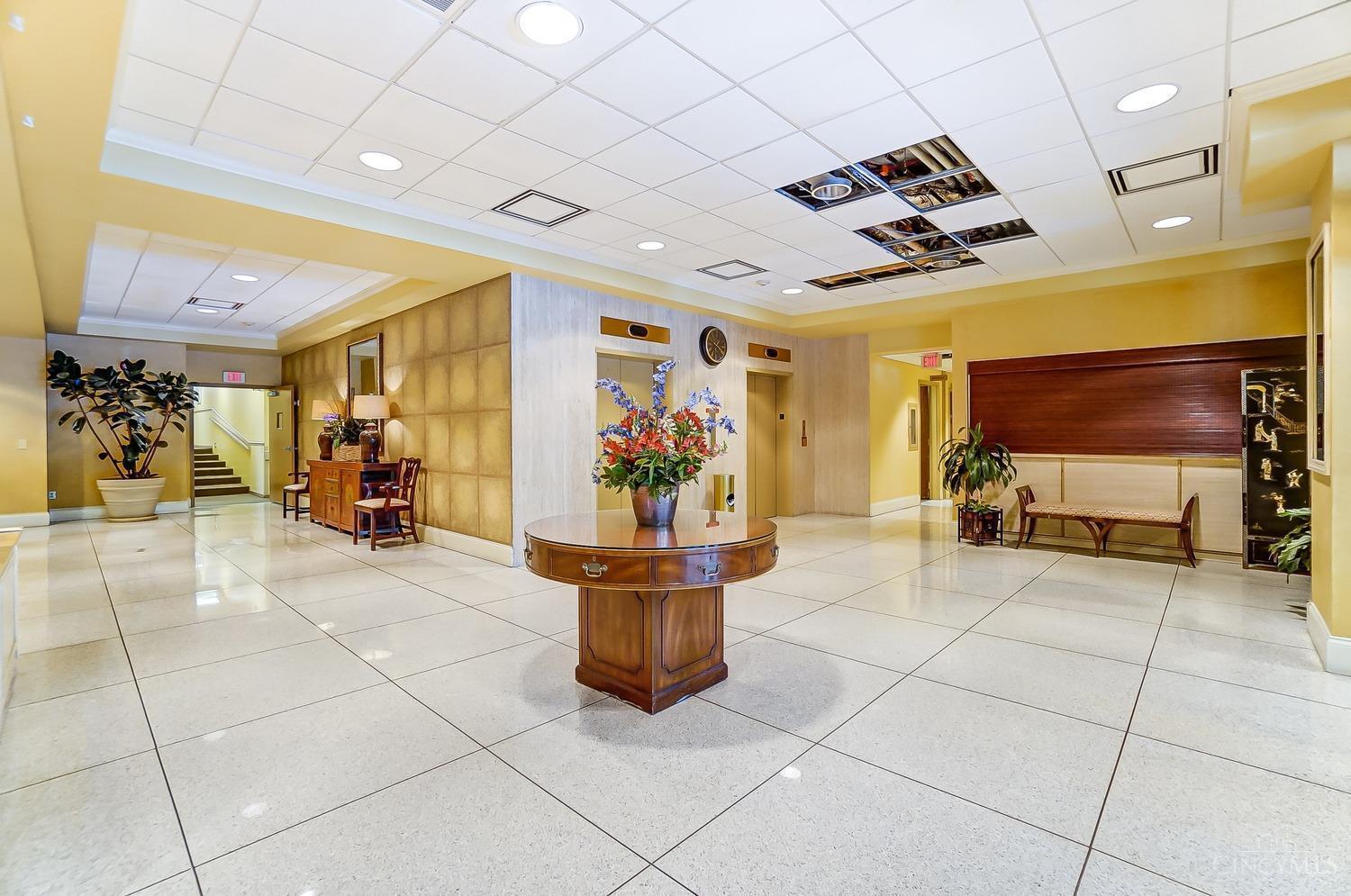 2444 Madison Road, Unit 1412 Cincinnati, OH 45208 - Photo 48 of 50