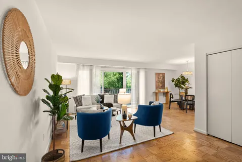 $465,000 | 4360 Cherry Hill Road, Unit 103, Arlington, VA 22207