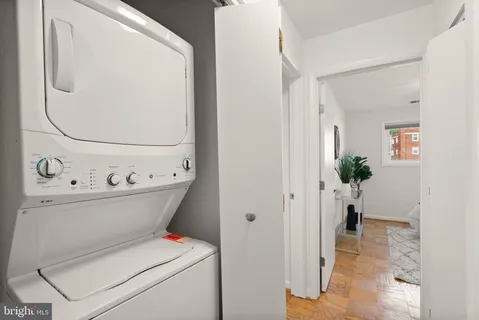 $465,000 | 4360 Cherry Hill Road, Unit 103, Arlington, VA 22207