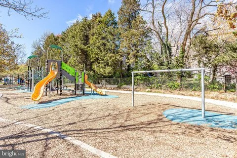 $465,000 | 4360 Cherry Hill Road, Unit 103, Arlington, VA 22207