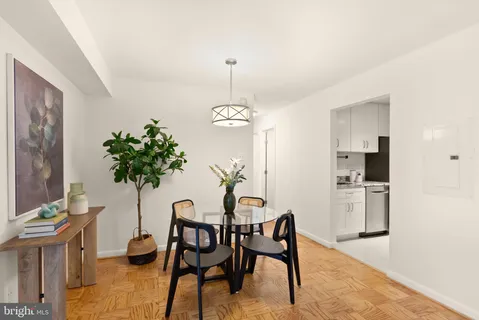 $465,000 | 4360 Cherry Hill Road, Unit 103, Arlington, VA 22207