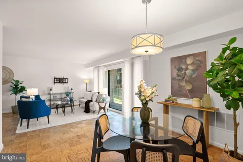 $465,000 | 4360 Cherry Hill Road, Unit 103, Arlington, VA 22207
