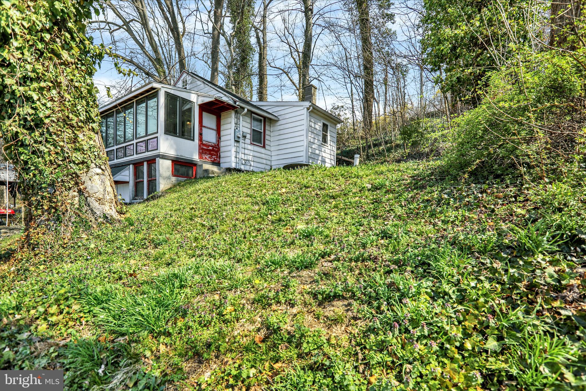 408 Circle Lane Peach Bottom, PA 17563 - Photo 22 of 27 a front view of a house with a garden