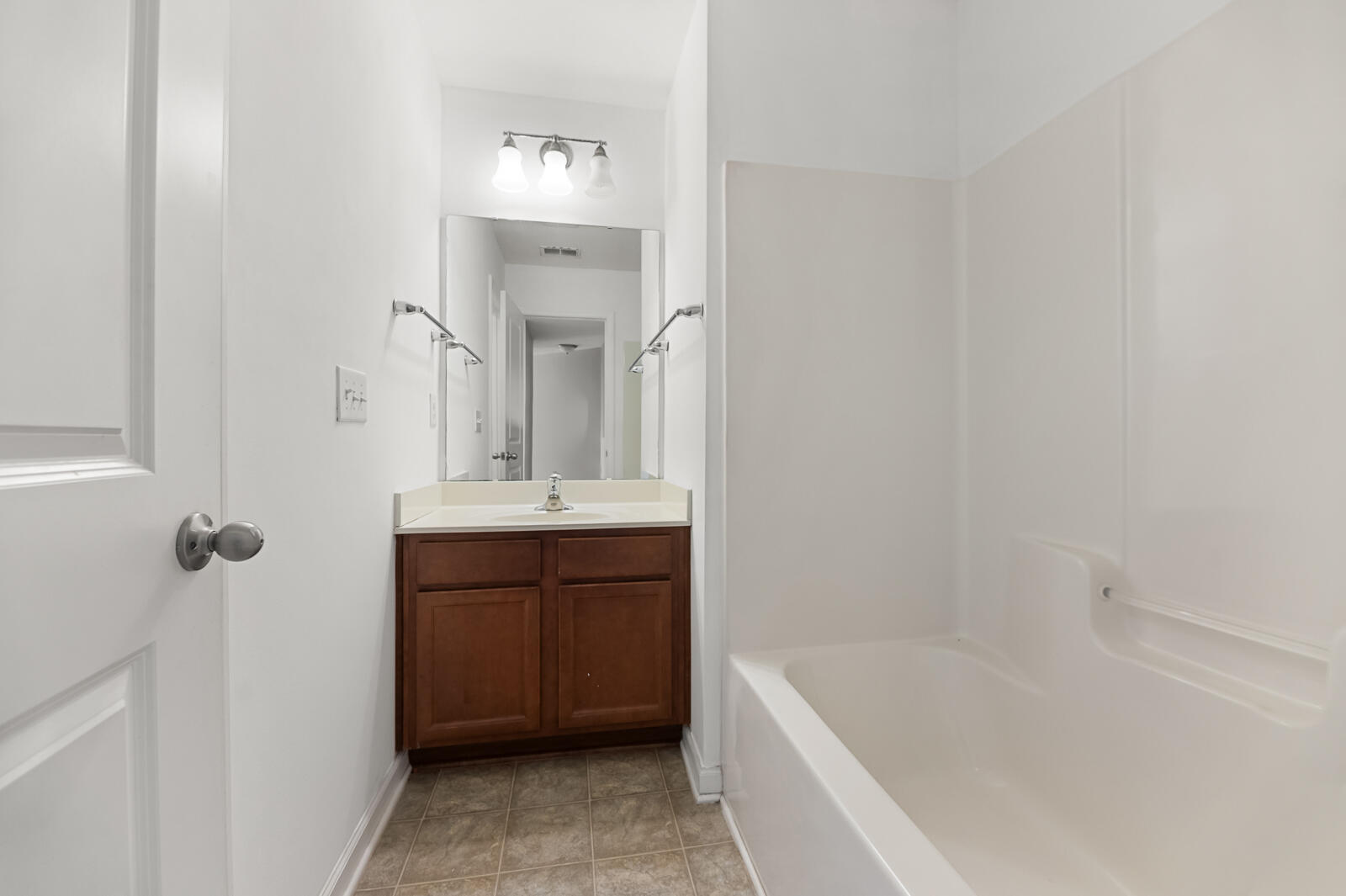 529 Pleasant Side Drive Moncks Corner, SC 29461 - Photo 17 of 20 529 Pleasant Side Drive 17 of 27