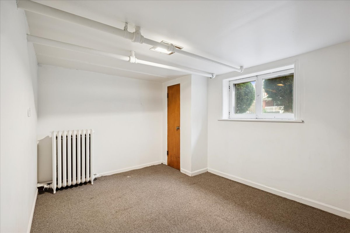 600 Ferdinand Avenue Forest Park, IL 60130 - Photo 18 of 20 an empty room with windows