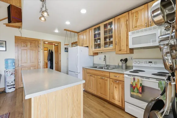 $250,000 | 28600 North Mt Spokane Park Drive, Unit 313, Mead, WA 99021