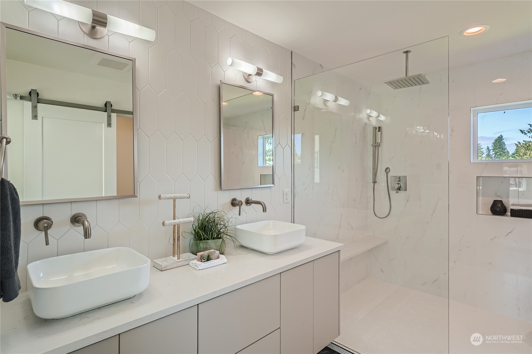 4100 Southwest Morgan Street Seattle, WA 98136 - Photo 15 of 28 Gallery Image 15