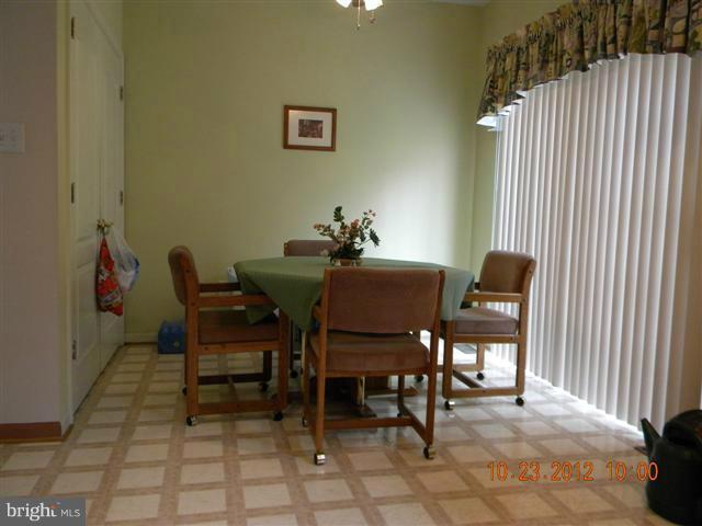 4201 Huntshire Road Randallstown, MD 21133 - Photo 11 of 28 Kitchen