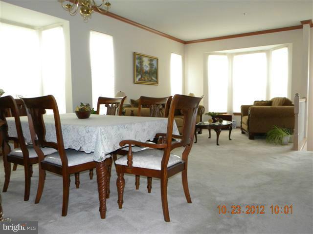 4201 Huntshire Road Randallstown, MD 21133 - Photo 13 of 28 Dining Room