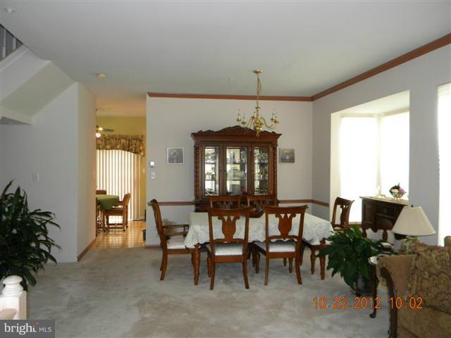 4201 Huntshire Road Randallstown, MD 21133 - Photo 18 of 28 Dining Room