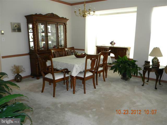4201 Huntshire Road Randallstown, MD 21133 - Photo 20 of 28 Dining Room