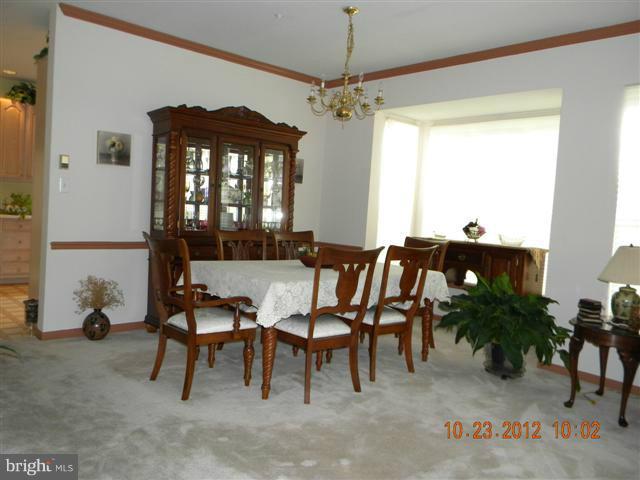 4201 Huntshire Road Randallstown, MD 21133 - Photo 24 of 28 Dining Room