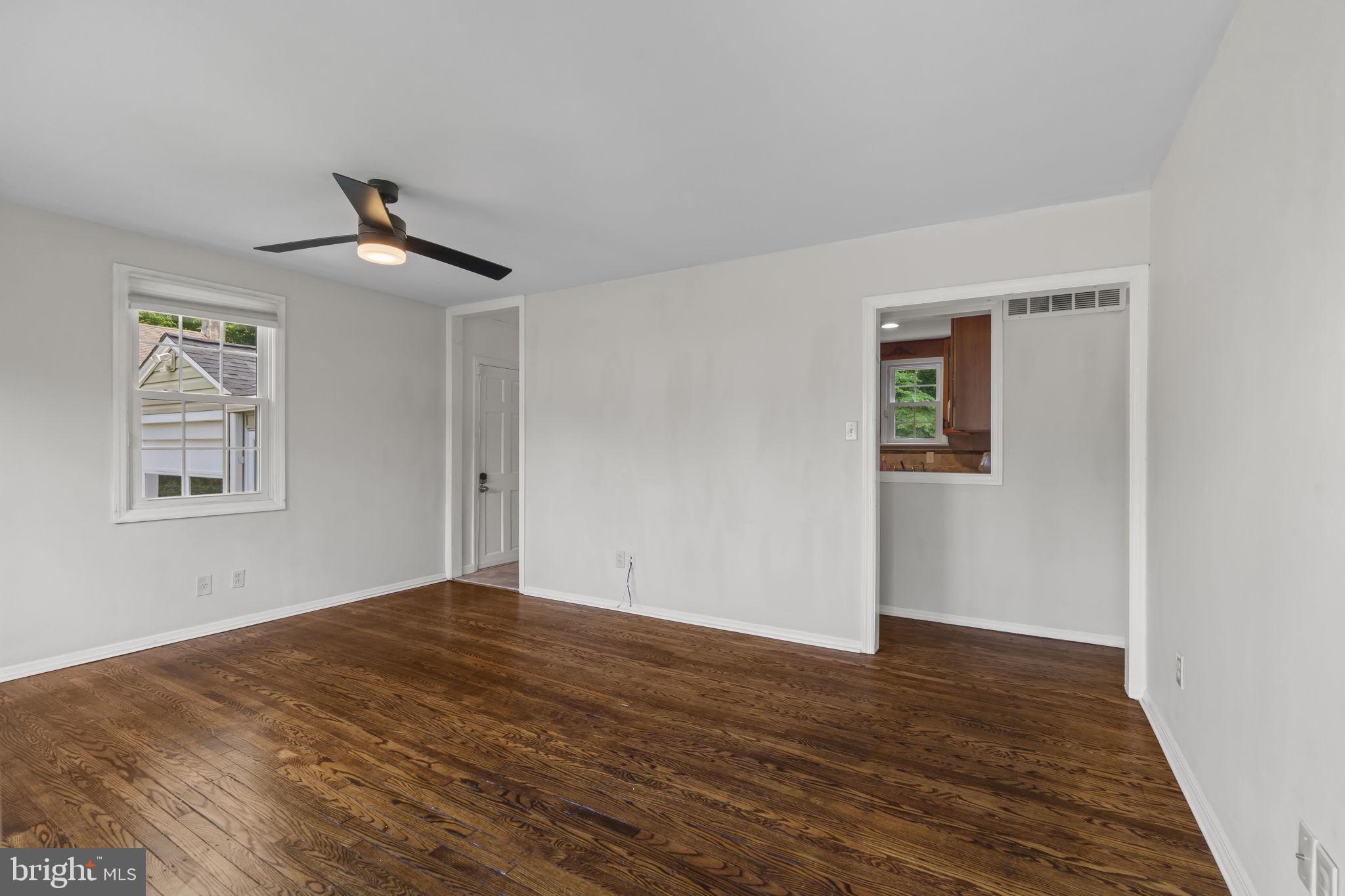 64 Edison Road Cherry Hill, NJ 08034 - Photo 7 of 34