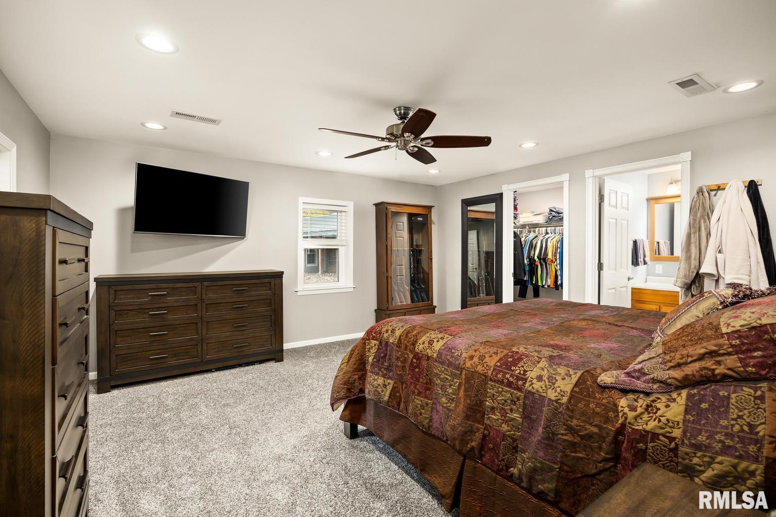 22165 Spring Creek Road Washington, IL 61571 - Photo 21 of 52 Gallery Image 21