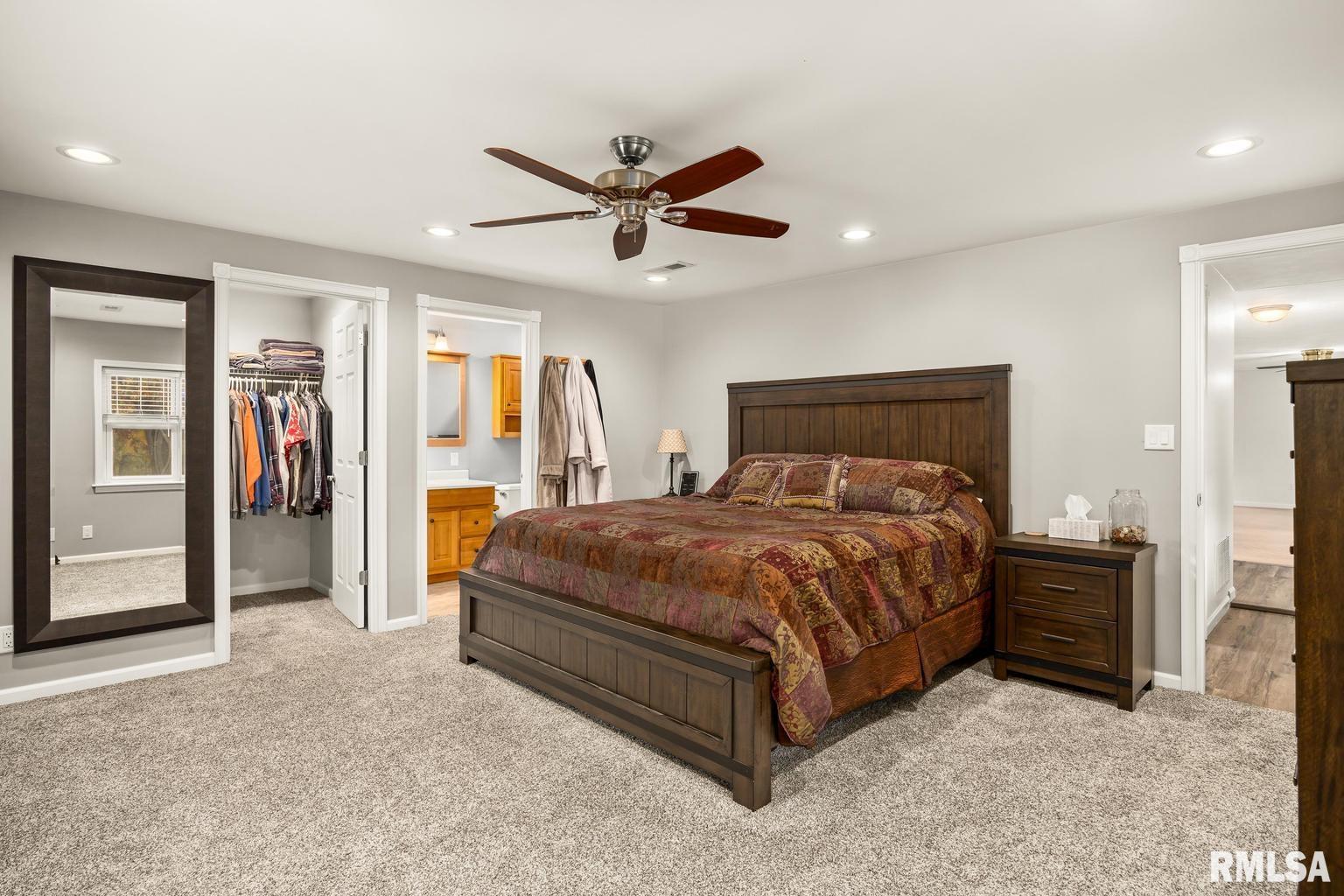 22165 Spring Creek Road Washington, IL 61571 - Photo 22 of 52 Gallery Image 22