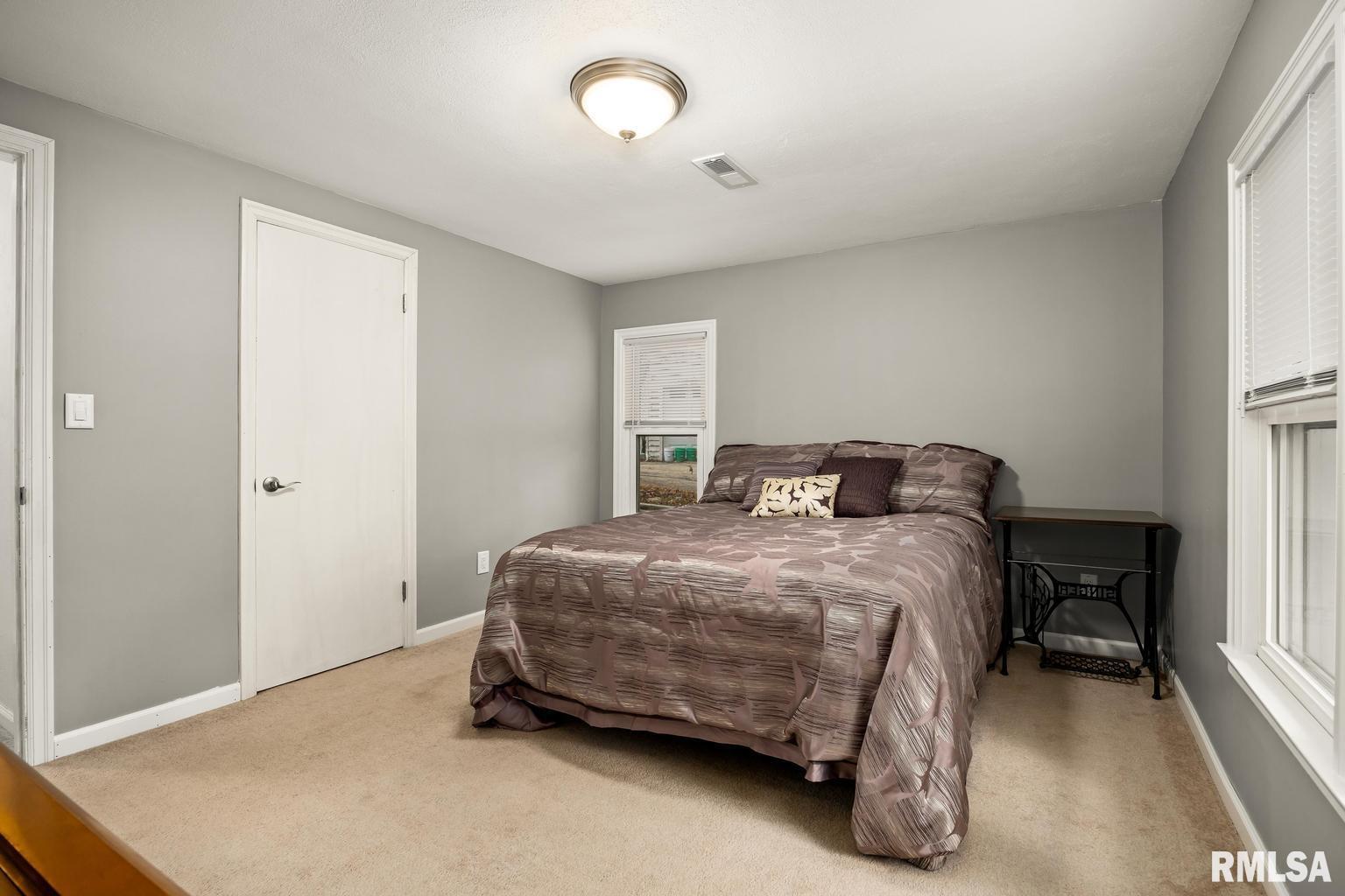 22165 Spring Creek Road Washington, IL 61571 - Photo 26 of 52 Gallery Image 26