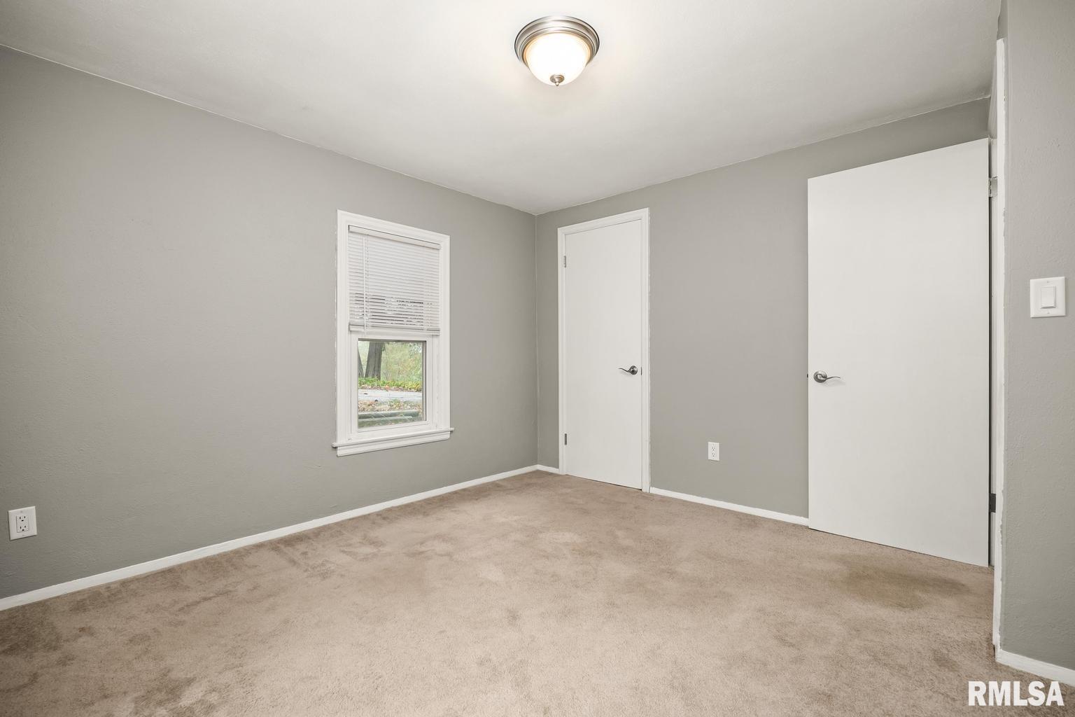 22165 Spring Creek Road Washington, IL 61571 - Photo 28 of 52 Gallery Image 28