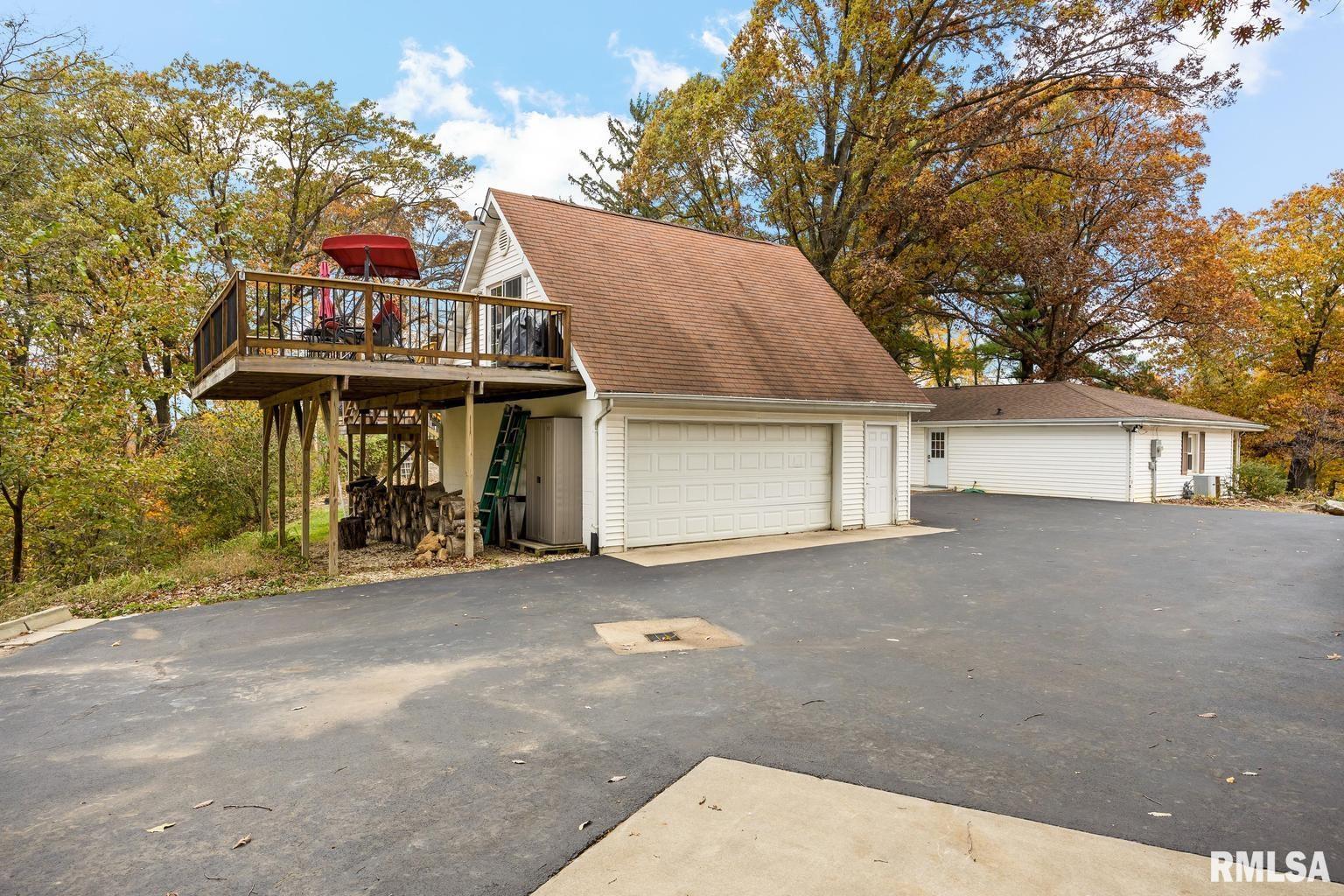 22165 Spring Creek Road Washington, IL 61571 - Photo 35 of 52 Gallery Image 35