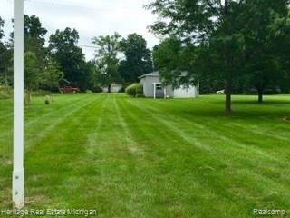 3550 Byron Road Howell, MI 48855 - Photo 21 of 54 16byron.jpg
