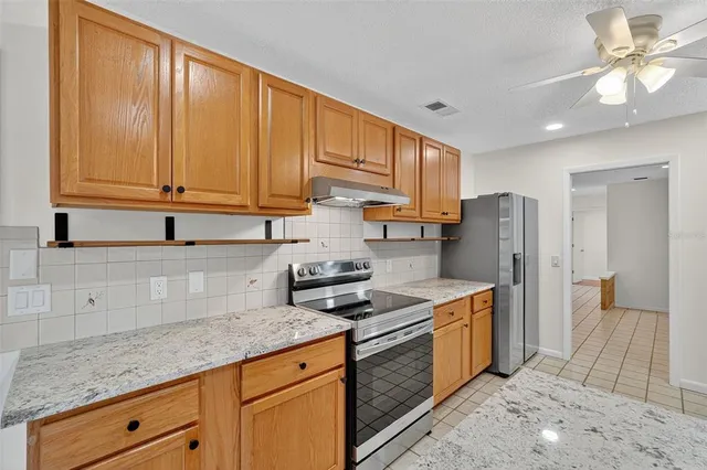 $425,000 | 1524 New Jersey Oaks Court, Lakeland, FL 33801