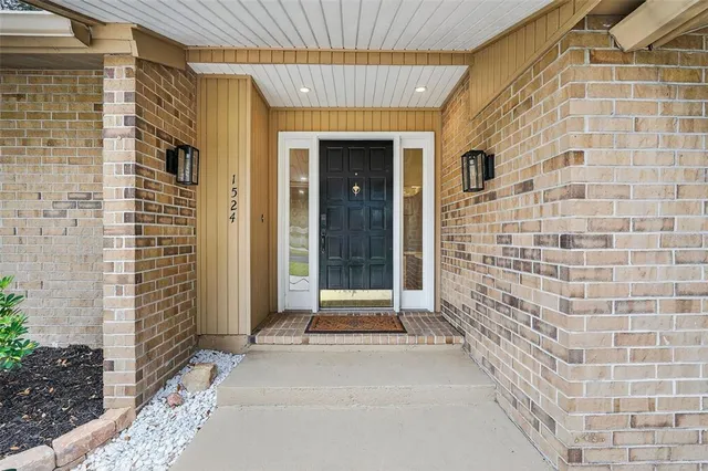 $425,000 | 1524 New Jersey Oaks Court, Lakeland, FL 33801