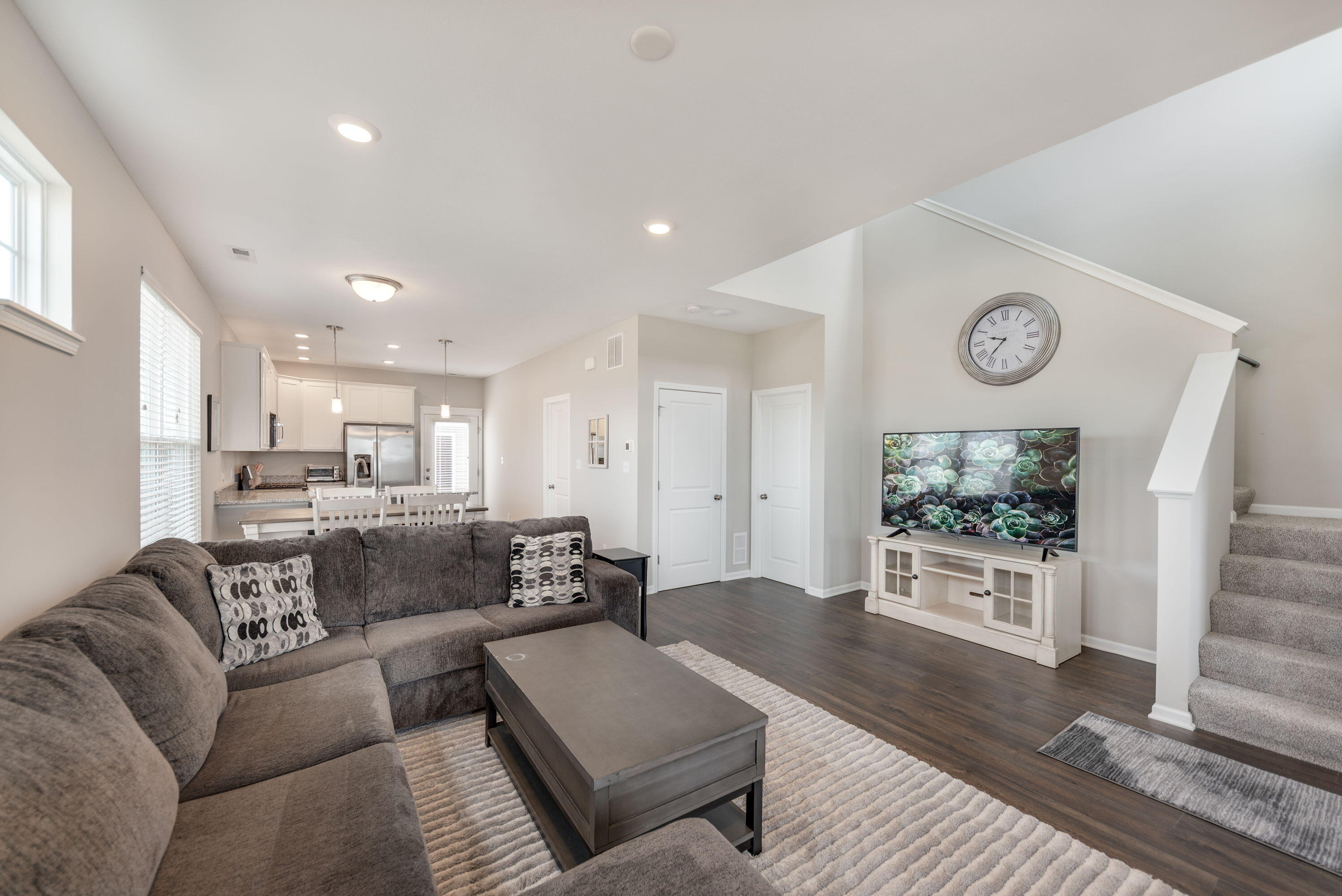 11803 Rhode Island Street Crown Point, IN 46307 - Photo 3 of 17 2996x2000