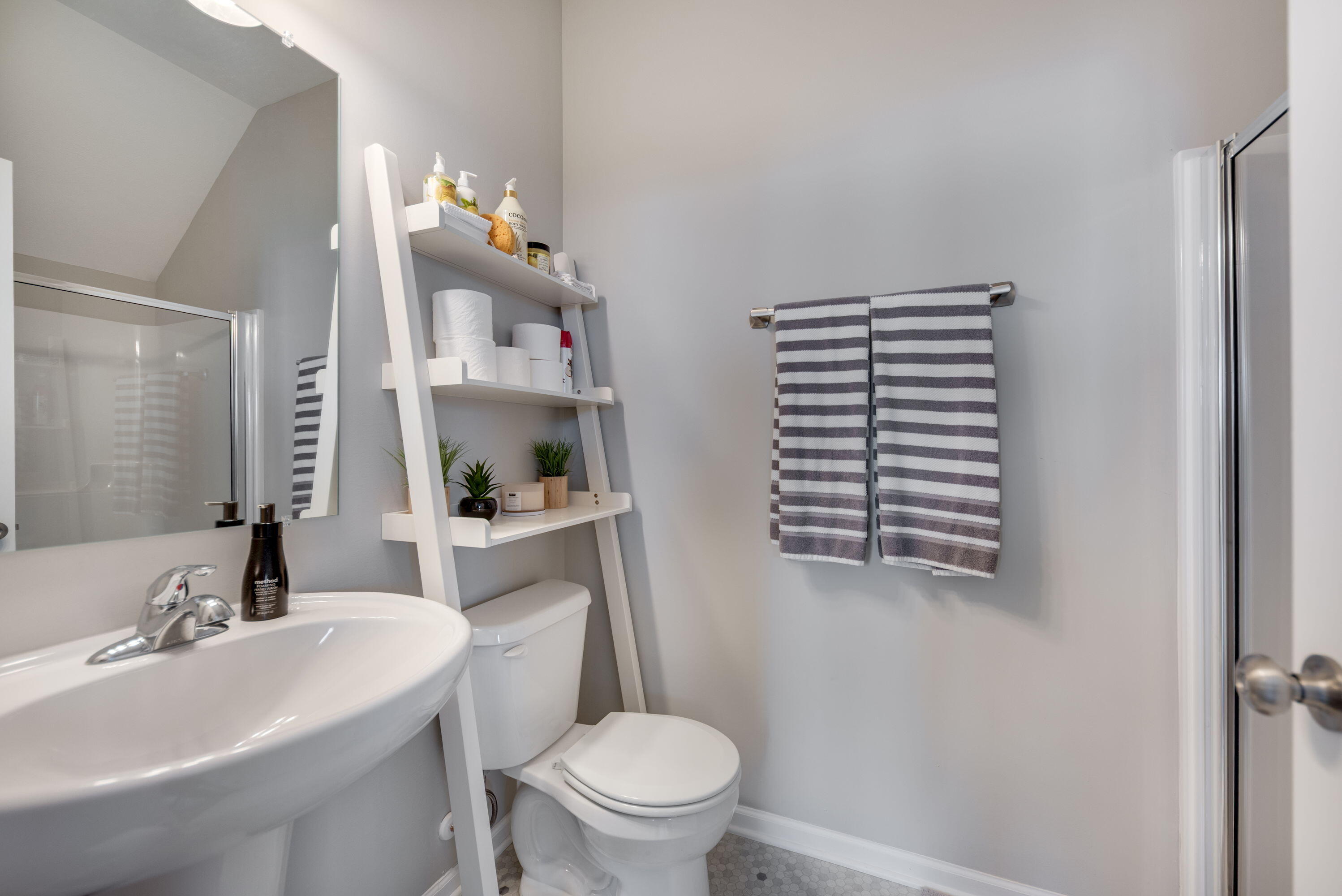 11803 Rhode Island Street Crown Point, IN 46307 - Photo 7 of 17 2996x2000