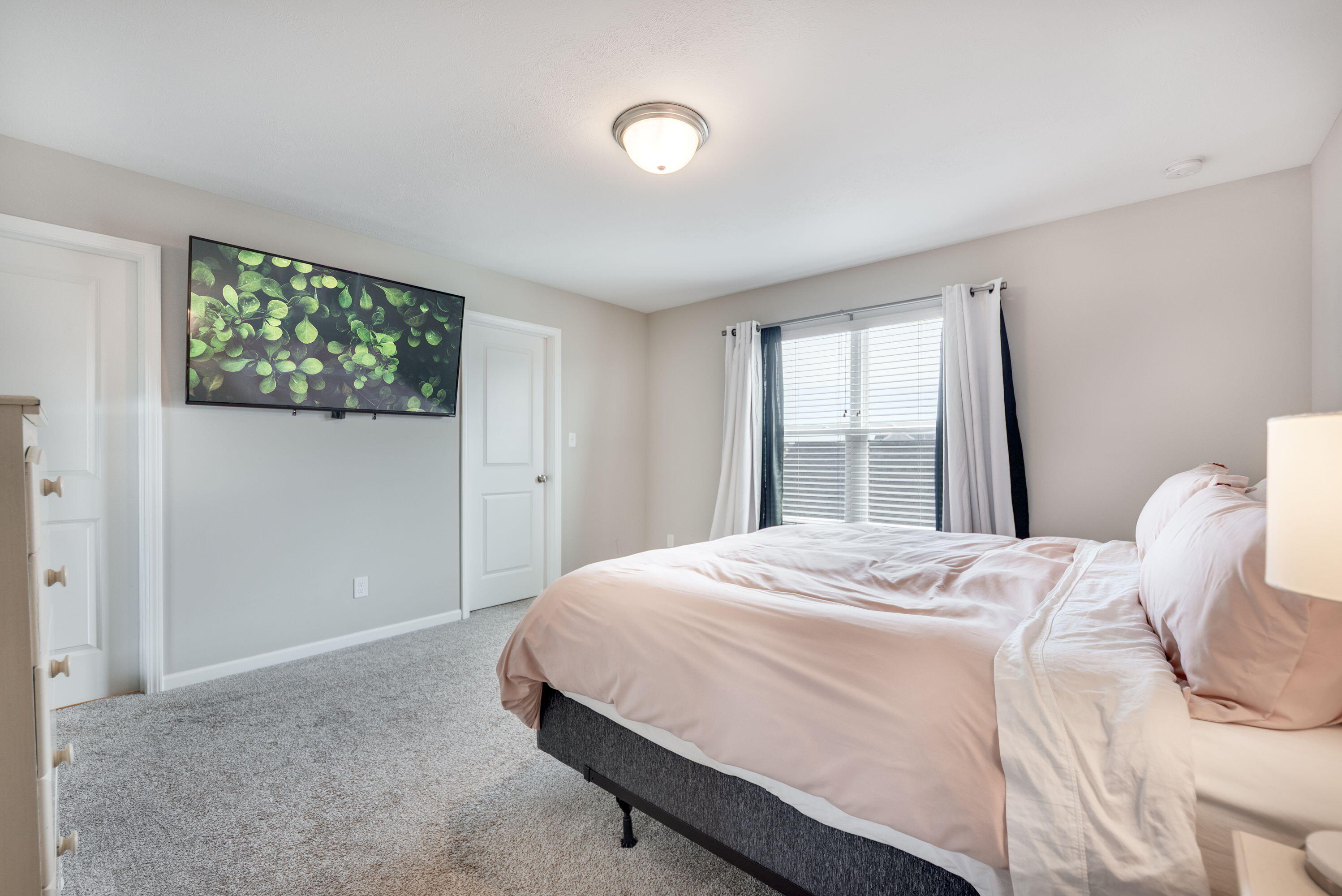 11803 Rhode Island Street Crown Point, IN 46307 - Photo 9 of 17 2996x2000