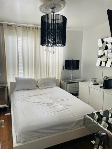 $2,500 | 1027 Euclid Avenue, Unit 3, Miami Beach, FL 33139