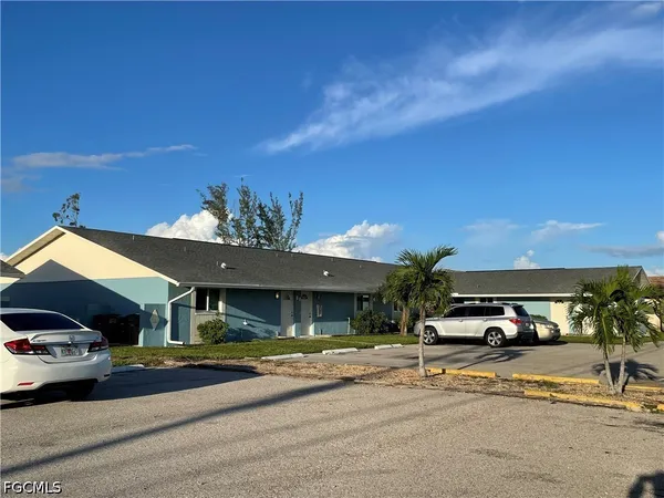 $1,450 | 835 Gleason Parkway, Unit 3, Cape Coral, FL 33914