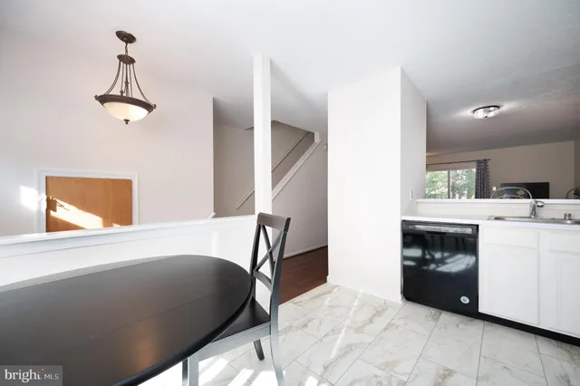 $269,900 | 308 Palmerston Court, Newark, DE 19702