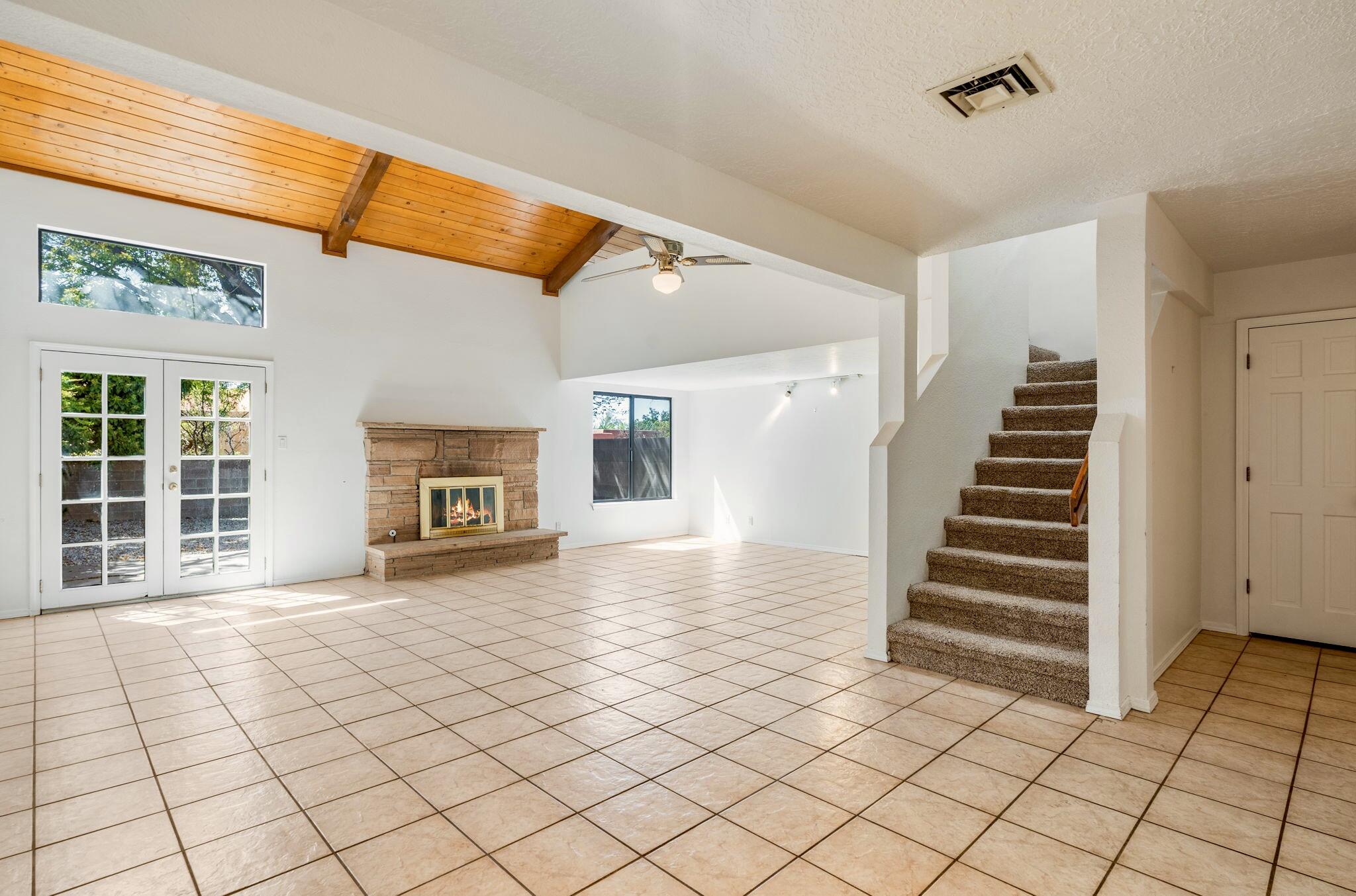 7508 Lantern Road Northeast Albuquerque, NM 87109 - Photo 2 of 28 Gallery Image 2