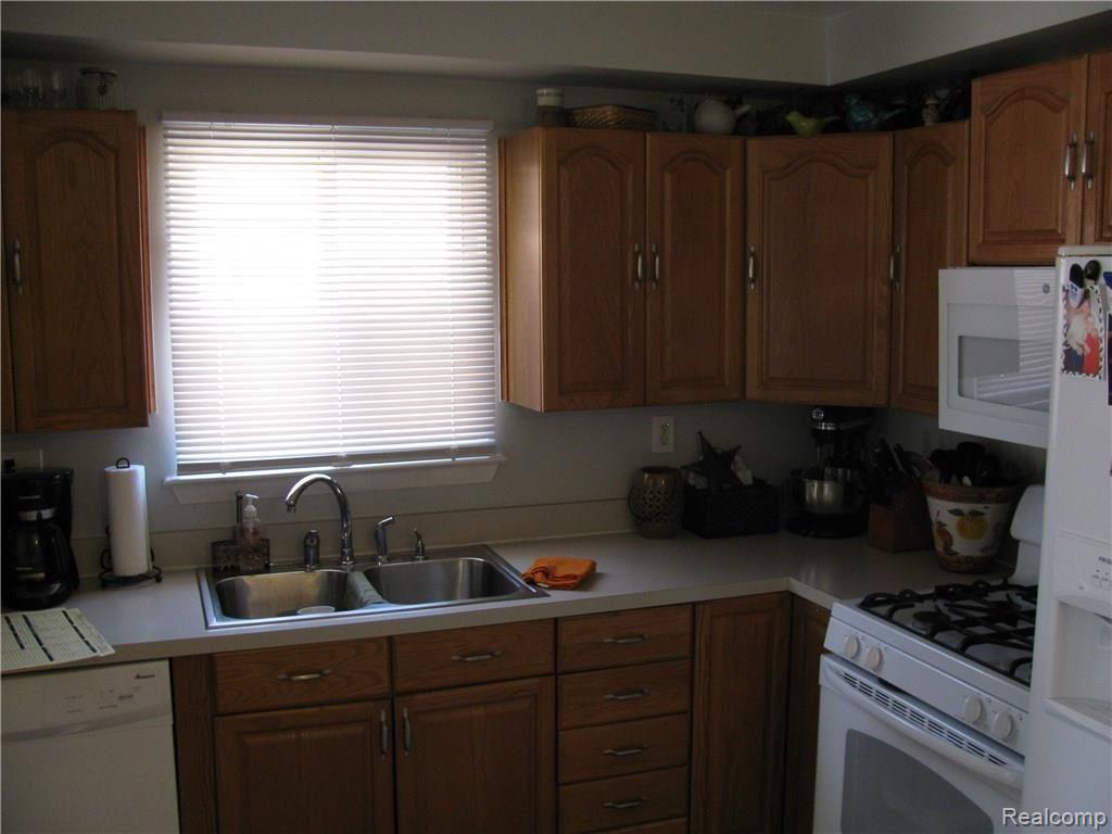 20956 Wick Road Taylor, MI 48180 - Photo 4 of 10