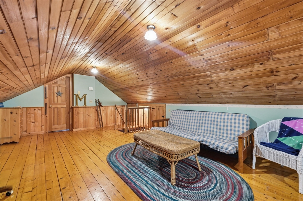 68 Chestnut Street Franklin, MA 02038 - Photo 23 of 27