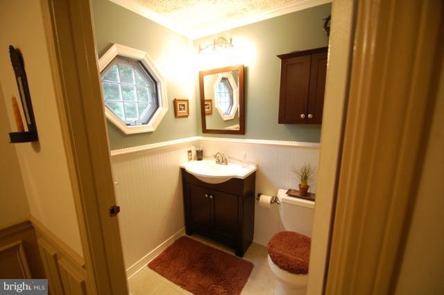 514 Little Egypt Road Elkton, MD 21921 - Photo 5 of 27 Hall Bathroom