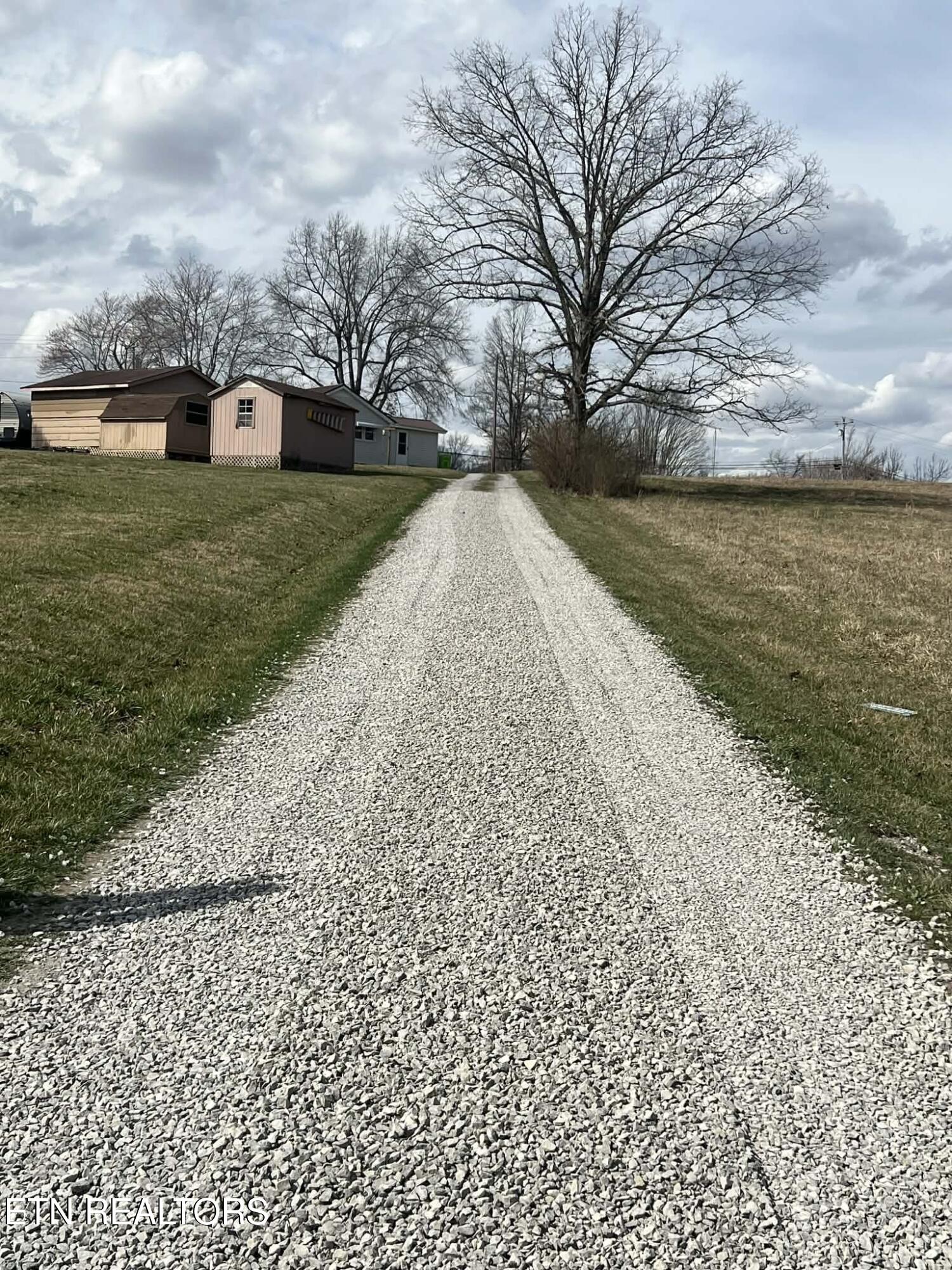 798 Lawson Road Crossville, TN 38571 - Photo 35 of 49 43b894d9-7d54-44a9-9228-087336e9f61e