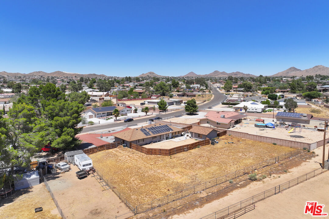 15361 Mondamon Road Apple Valley, CA 92307 - Photo 54 of 56