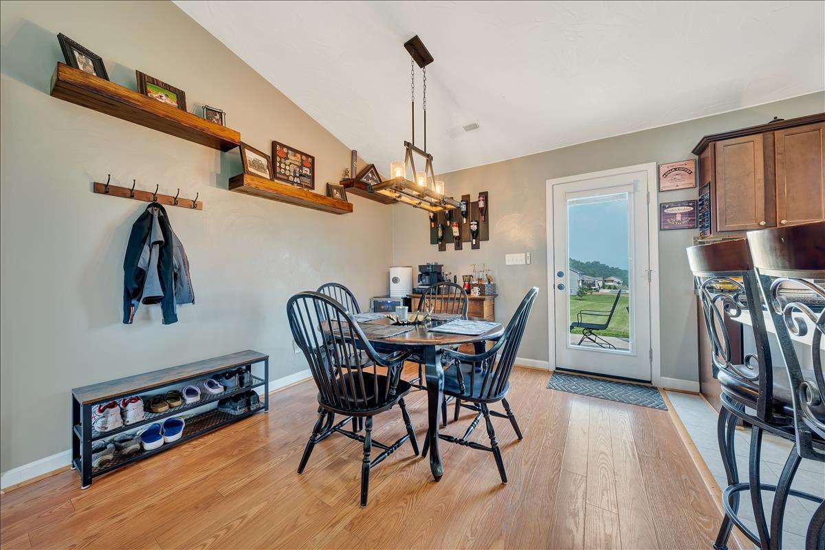 75 Longfield Road Fincastle, VA 24090 - Photo 17 of 30 Dining Room 2